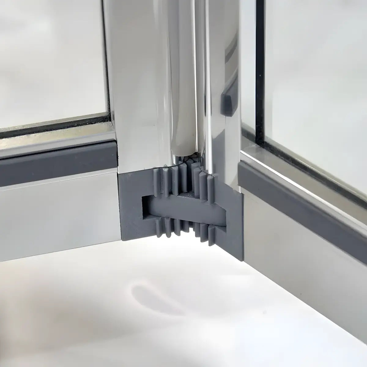 Cabina de dus BR5761CA-90, Dimensiune 90X90cm, Sticla Securizata Transparenta, Profil Cromat, Usa Culisanta-Diplon