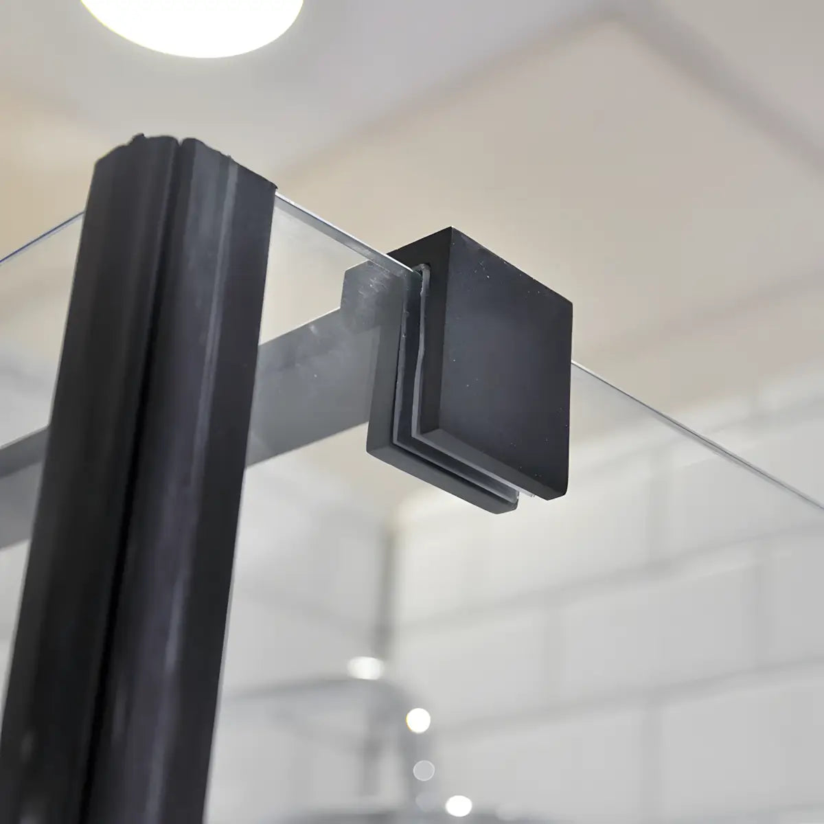 Cabina de dus BR6611 90X90cm Outlet, Sticla Securizata 8mm, Profil Aluminiu Negru-Diplon