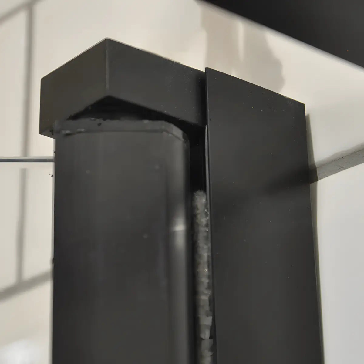 Cabina de dus BR6611 90X90cm Outlet, Sticla Securizata 8mm, Profil Aluminiu Negru-Diplon